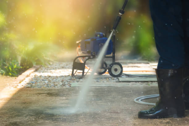 Best Playground Equipment Cleaning  in Oak Hills, CA